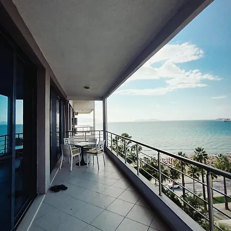 Апартаменты Sea View Luxury