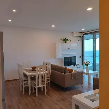 Sea View Luxury * Vlorë